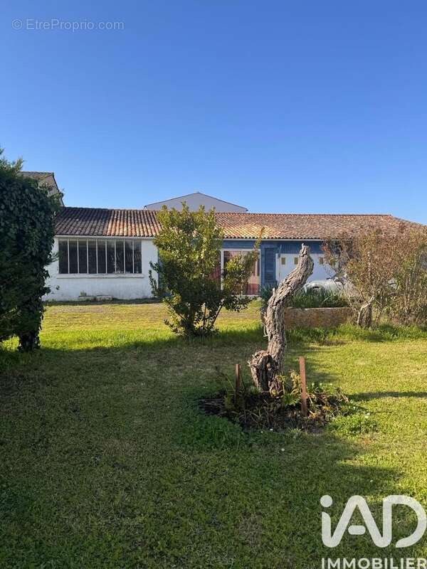 Photo 3 - Maison à VERINES