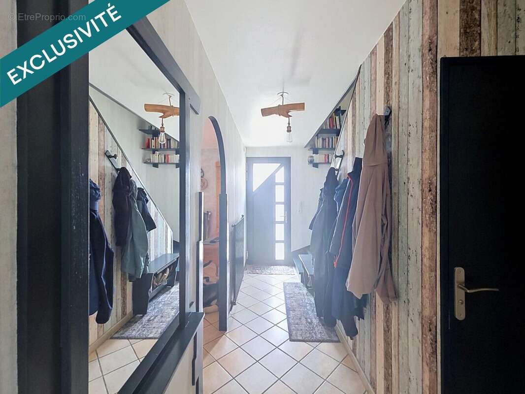 Photo 5 - Maison à HOMBLIERES