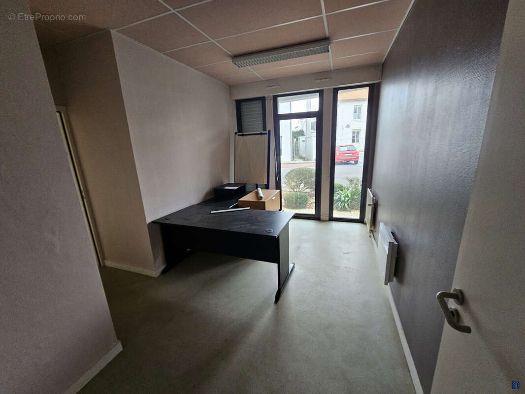 Commerce à SAINT-GEORGES-DE-DIDONNE