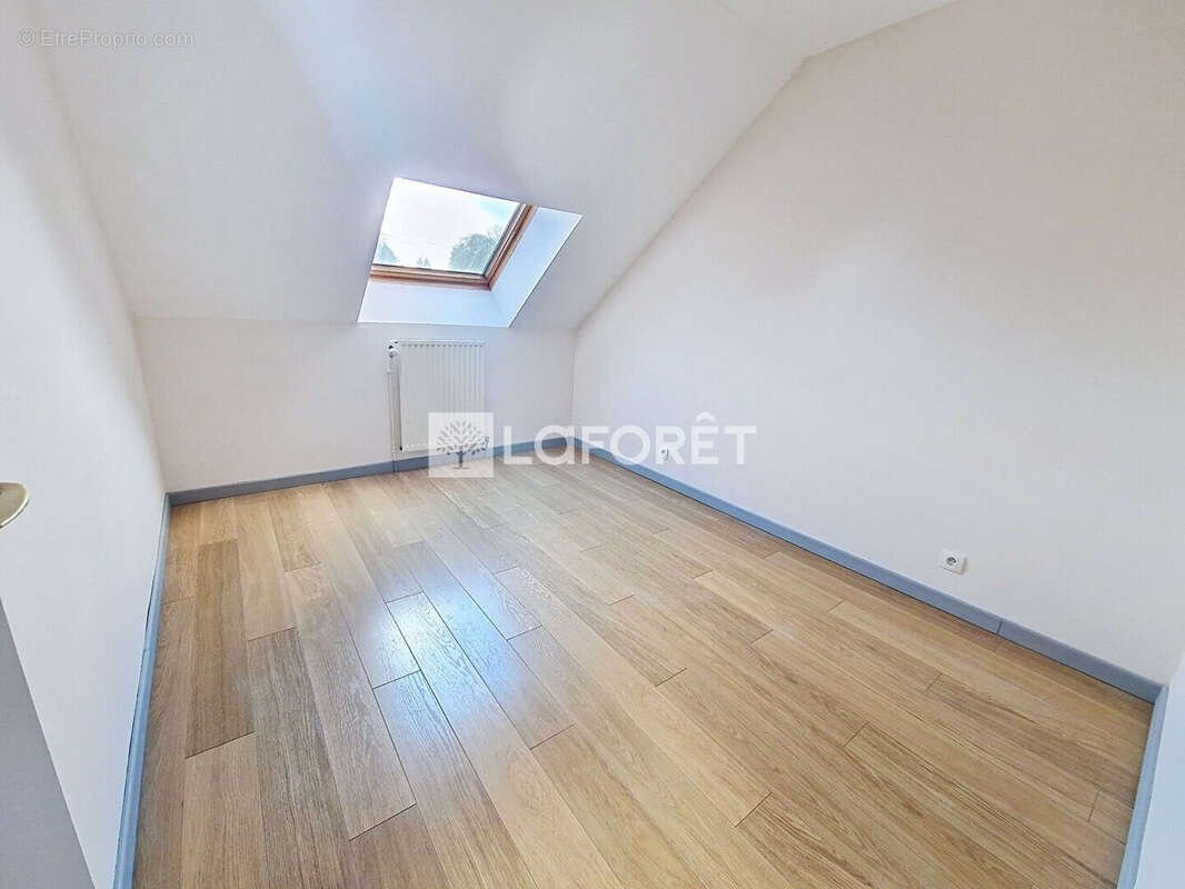 Maison à CHARGEY-LES-GRAY