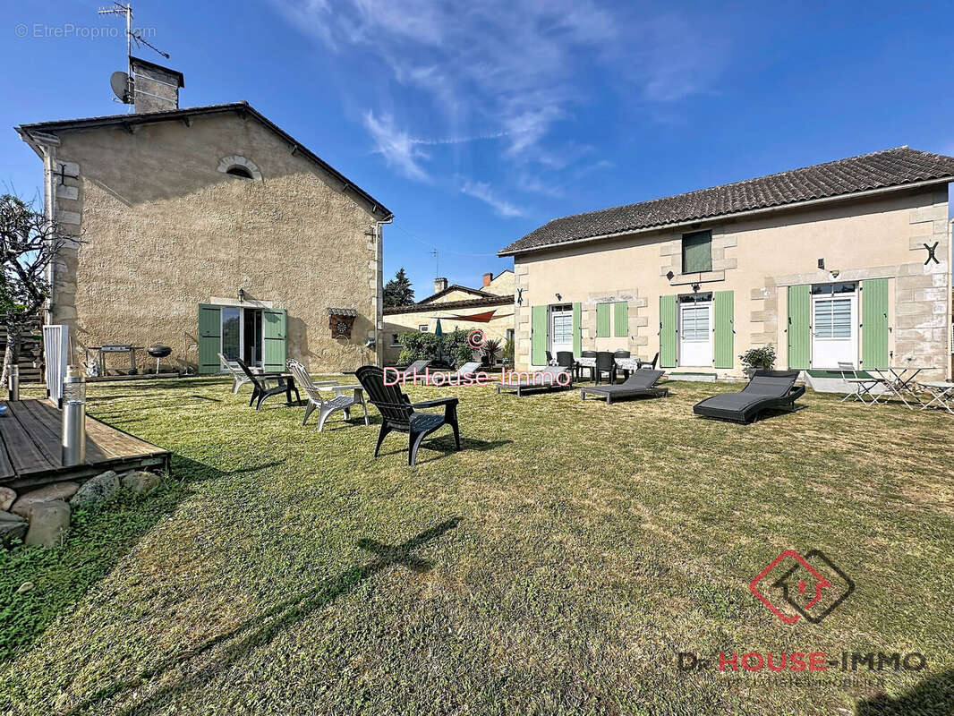 Maison 207 m² à Mussidan  - photo 13