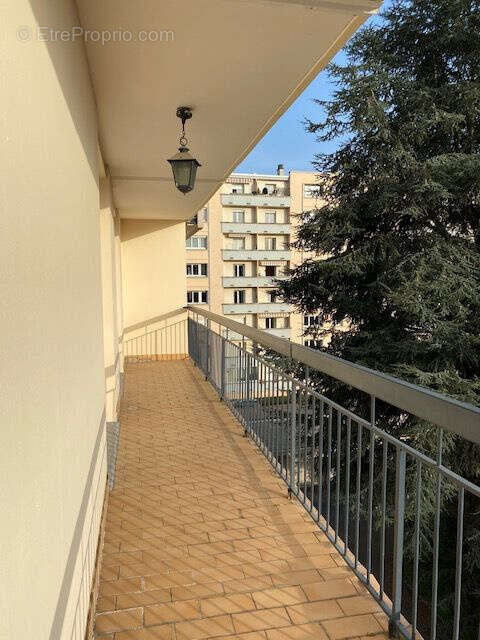 Appartement à CALUIRE-ET-CUIRE