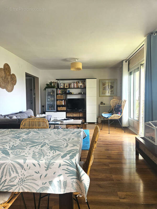 Appartement à SAINT-SEBASTIEN-SUR-LOIRE
