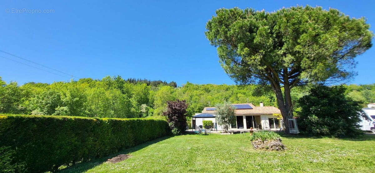 Maison à COLAYRAC-SAINT-CIRQ