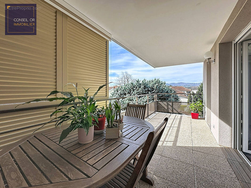 Appartement à CRAPONNE