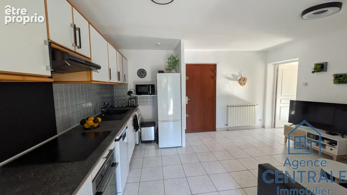 Appartement 2 pièces 40 m² à vendre à La Ciotat (13600) - photo 3