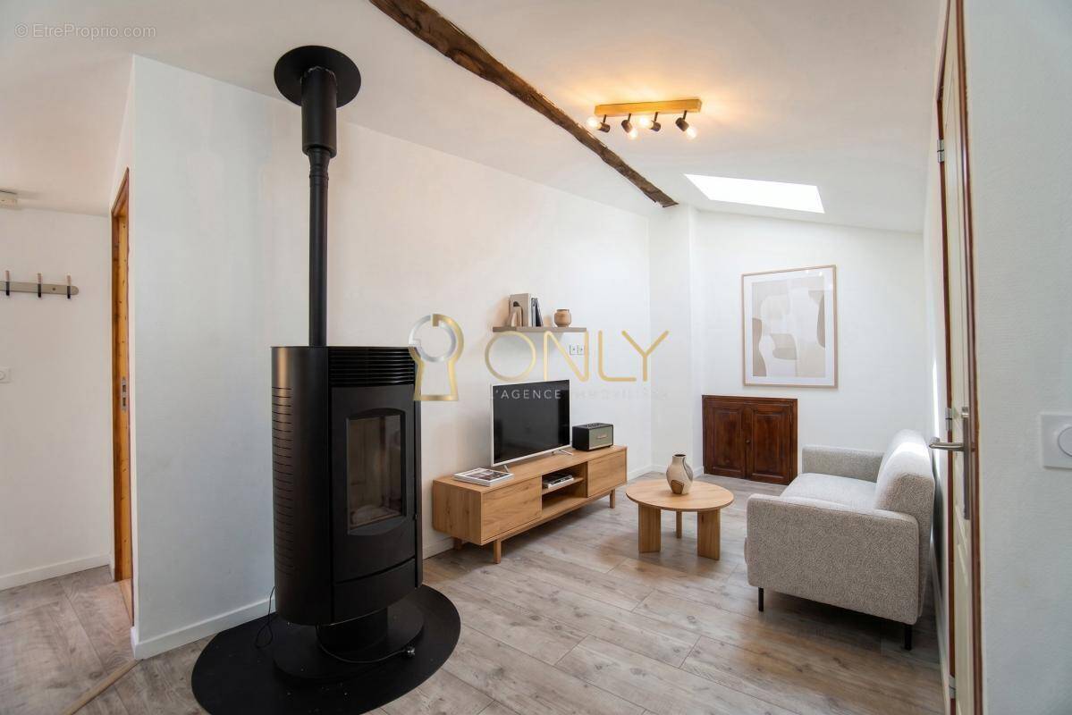 Appartement à TREVOUX