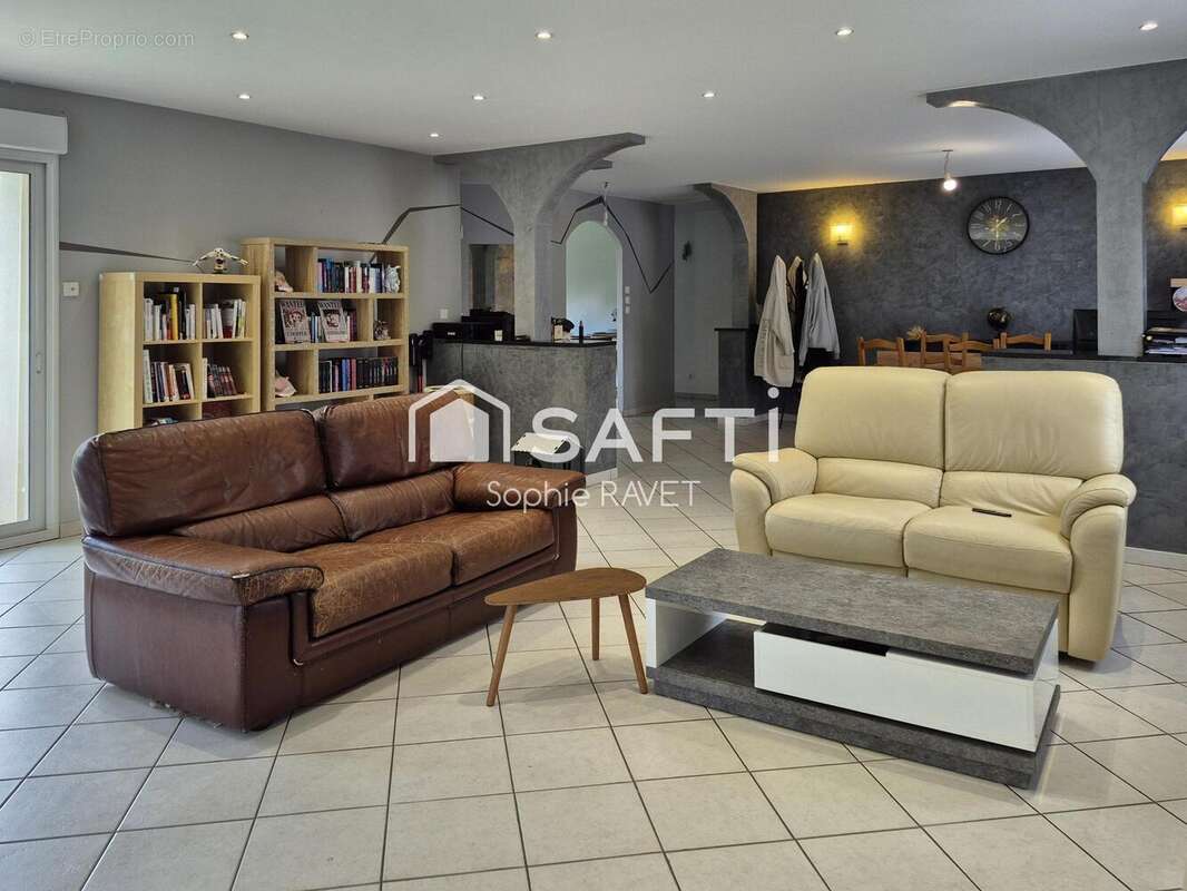 Photo 3 - Maison à COURTENAY