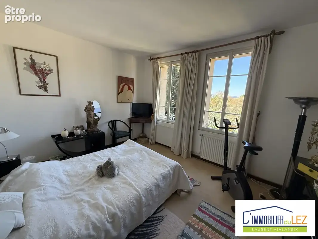 Maison 200 m² à Plaissan  - photo 9