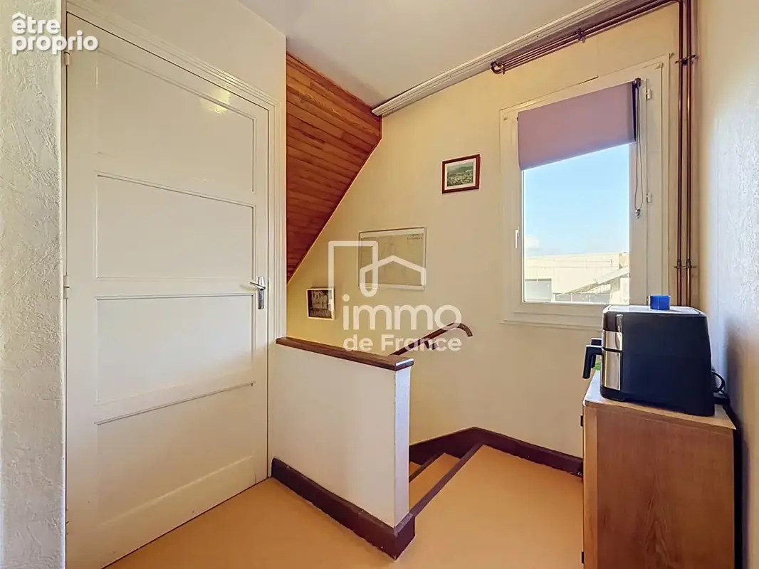 Maison Oyonnax 152m2 - photo 8