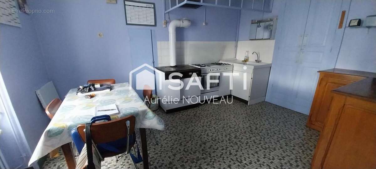 Photo 2 - Maison à CHAMPS