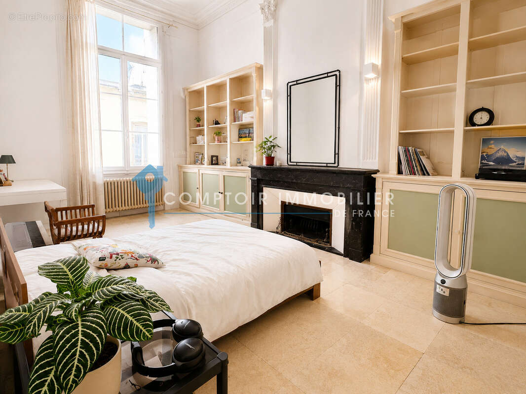 Dépt Hérault (34), à vendre MONTPELLIER Appartement T5 de 160m2 - 2 caves. - photo 9