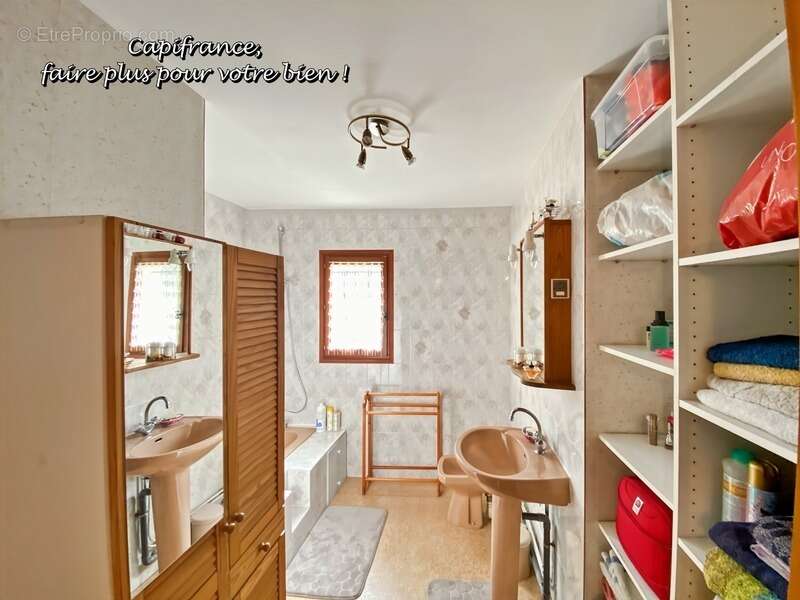 Maison à BELMONT-DE-LA-LOIRE