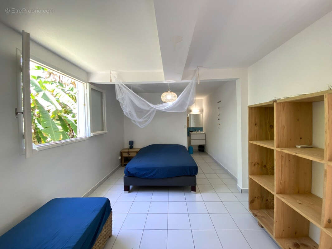 Maison à CAPESTERRE-DE-MARIE-GALANTE