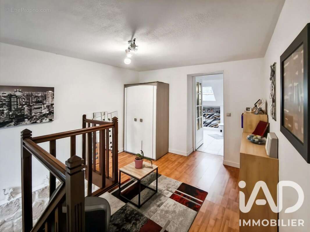 Maison 75 m² à Moussy-Le-Vieux  - photo 7