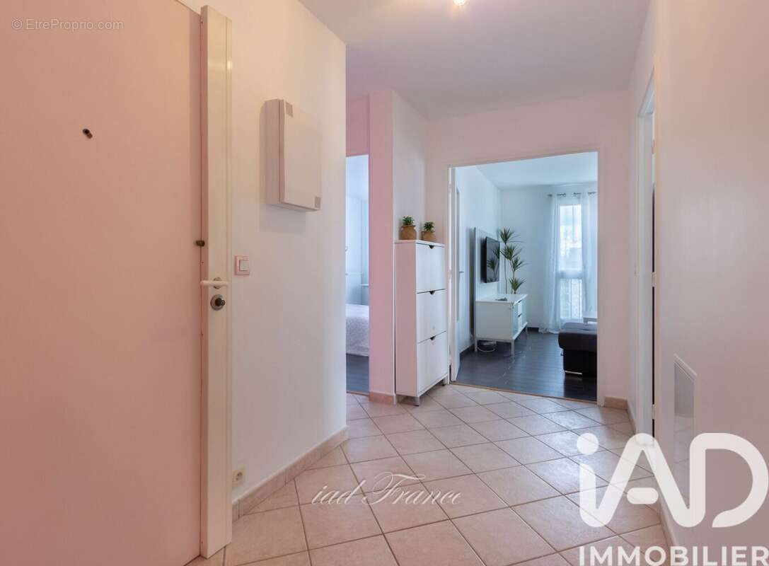 Photo 7 - Appartement à ERAGNY