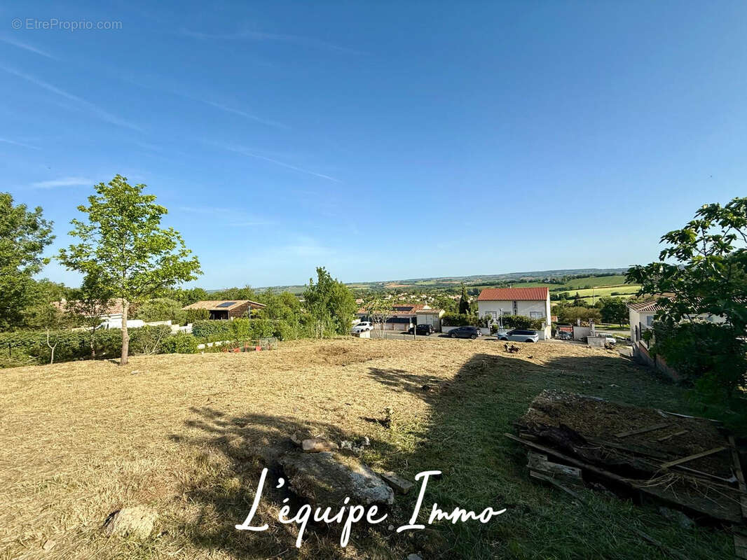 Terrain à L'ISLE-JOURDAIN