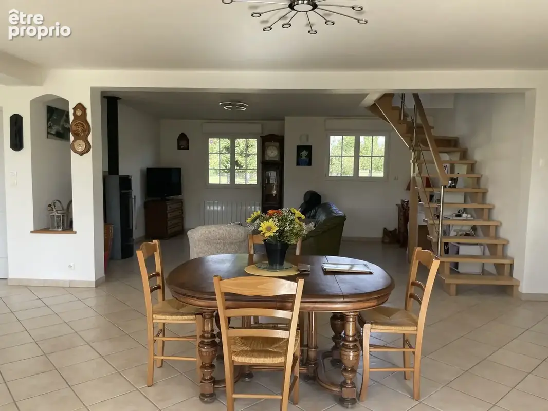 Maison 6 pièces 186 m² à vendre à Thiberville (27230) - photo 5