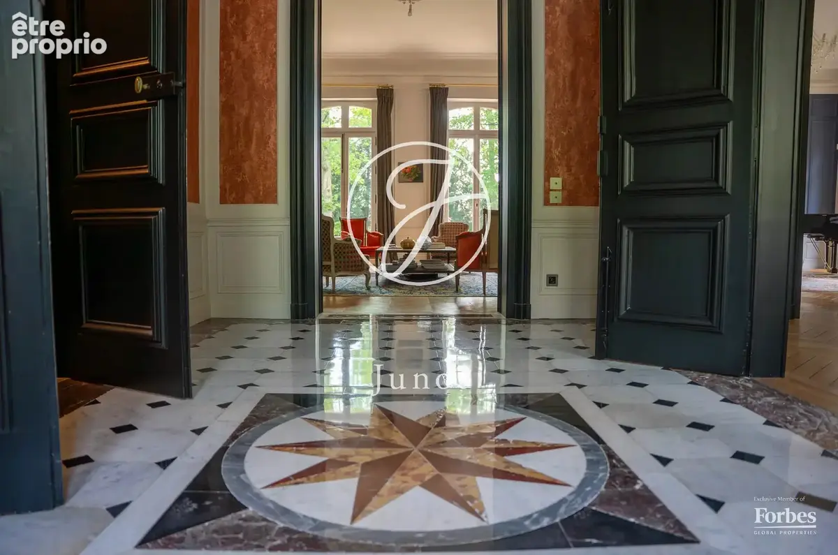 Sens – YONNE - Maison de maître - 339m² –  Parc 3.036m² - photo 4