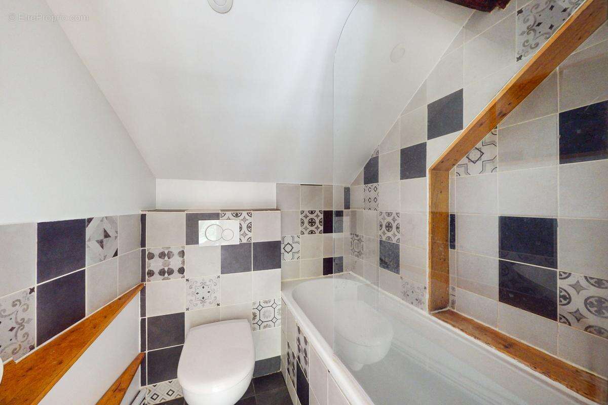 Appartement à CHAVILLE