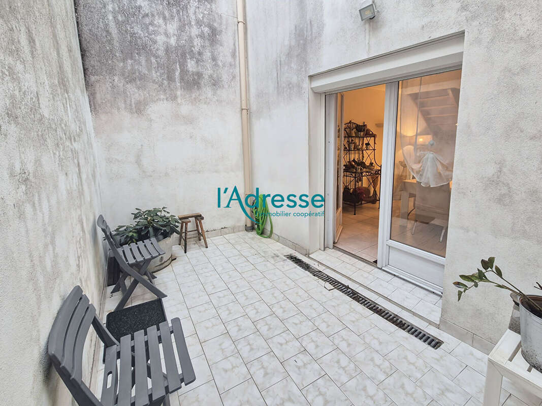 Maison à MONTREVAULT