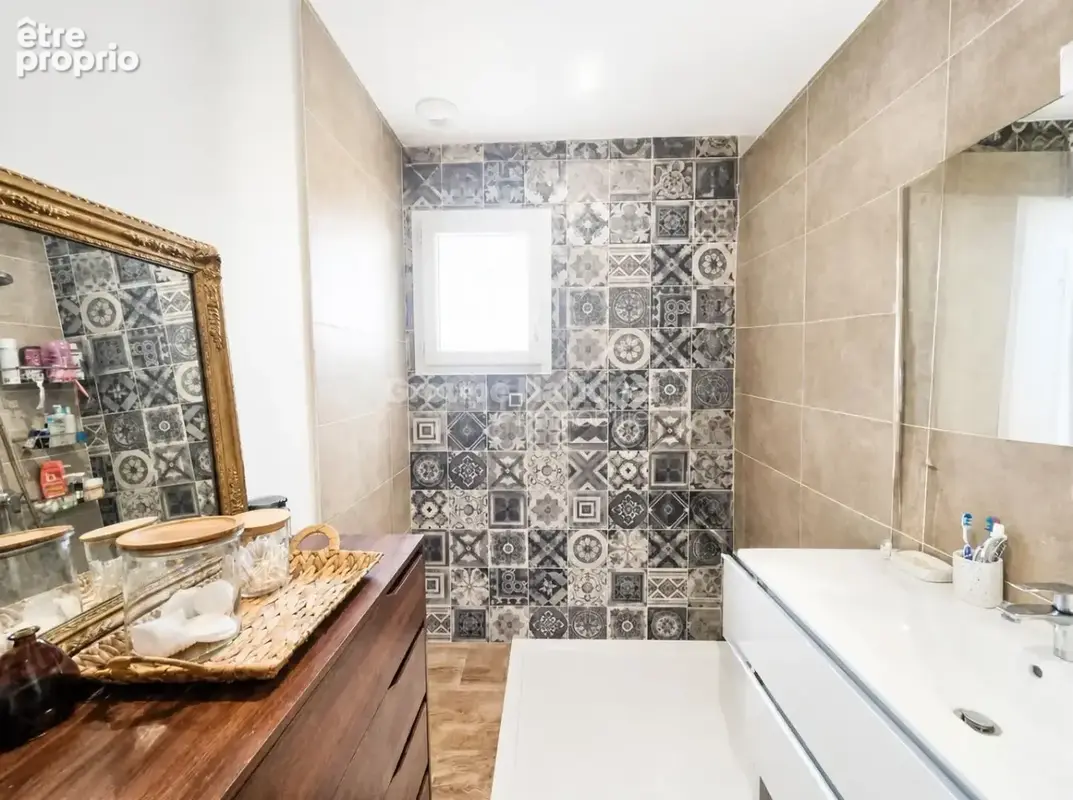 Exclusivité - VILLA NEUVE A COMPS quartier calme - photo 6