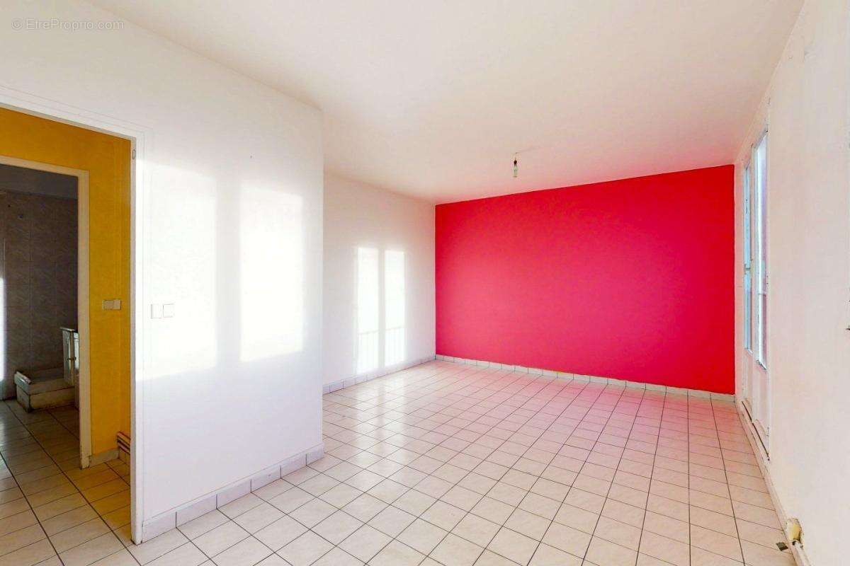Appartement à EPINAY-SUR-SEINE