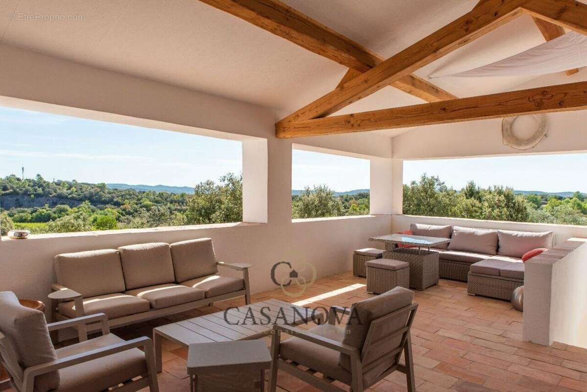 Maison à QUISSAC