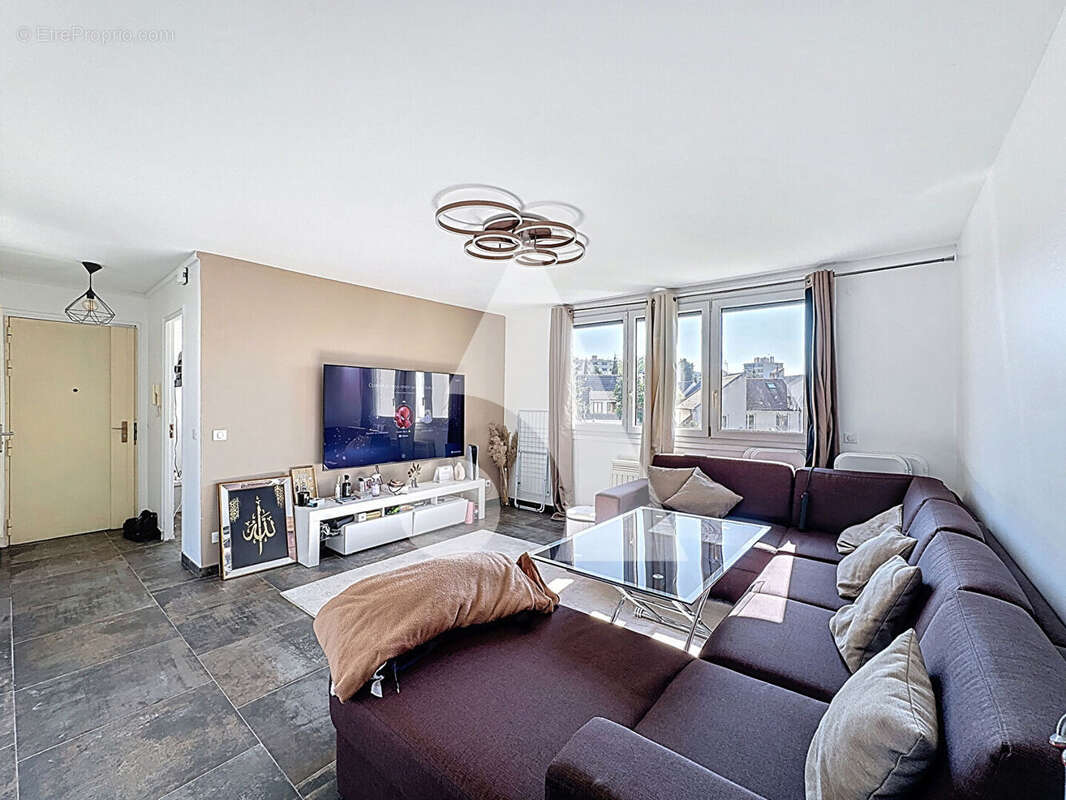 Appartement à RUEIL-MALMAISON