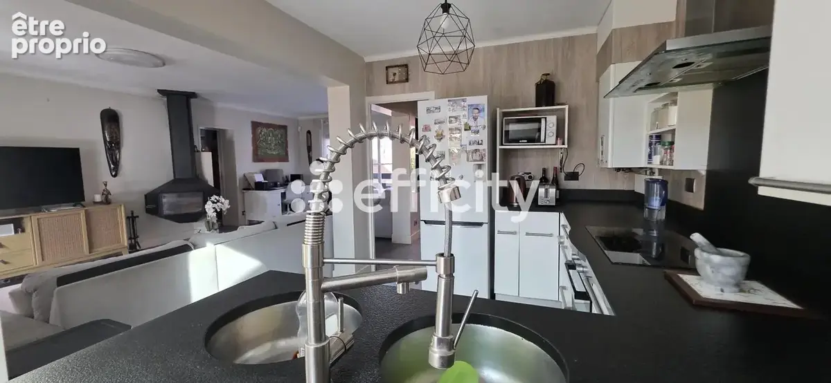 Maison 6 pièces 131 m² à vendre à Faches-Thumesnil (59155) - photo 11