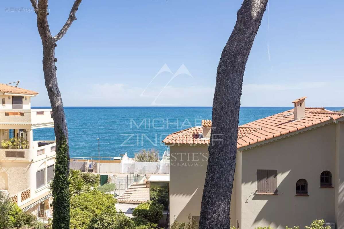 Exclusivité – Villa d’exception avec vue mer sur la baie de la Garoupe - photo 6