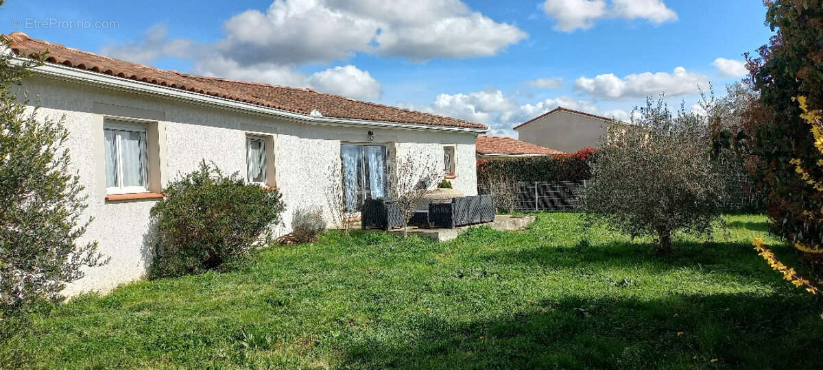 Maison à CARBONNE
