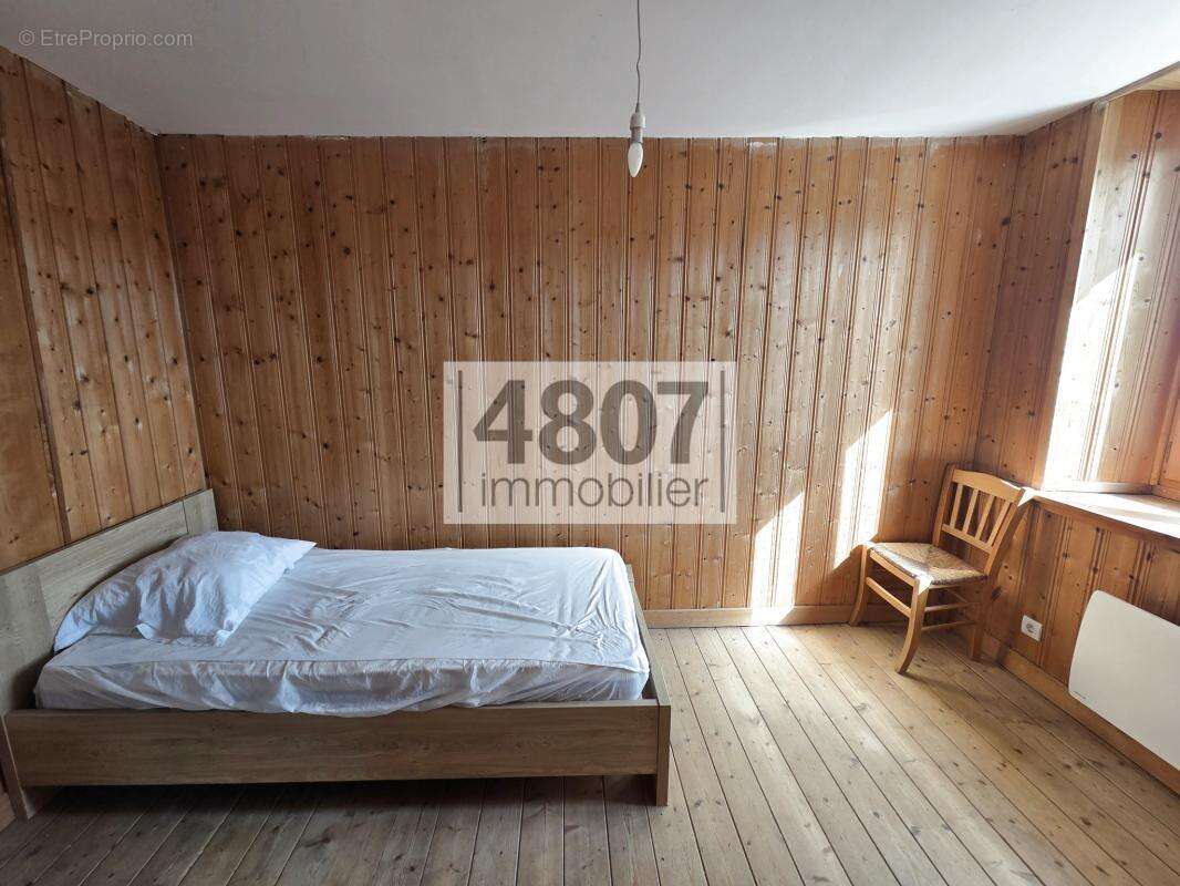 Appartement à ONNION