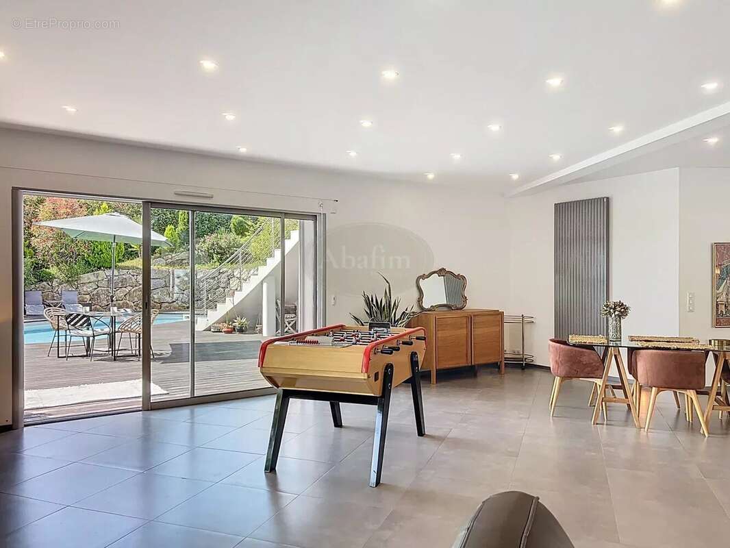 Maison à CAGNES-SUR-MER