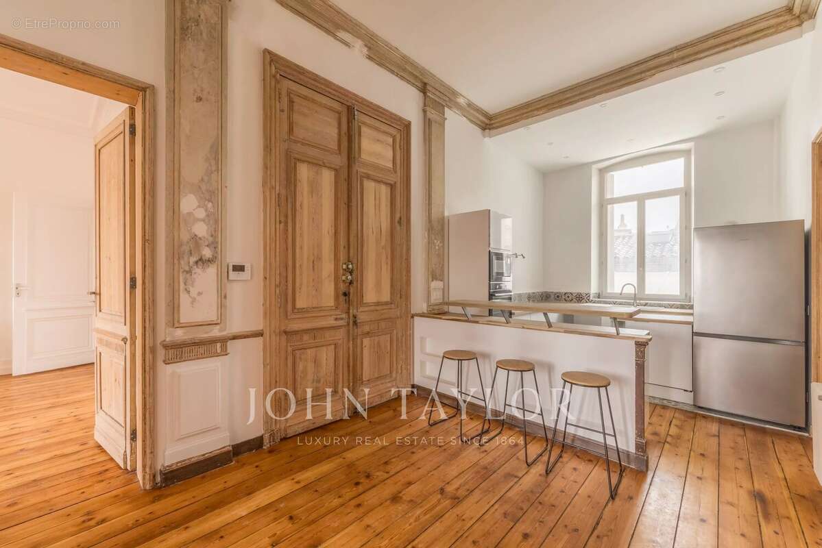 Appartement à BORDEAUX