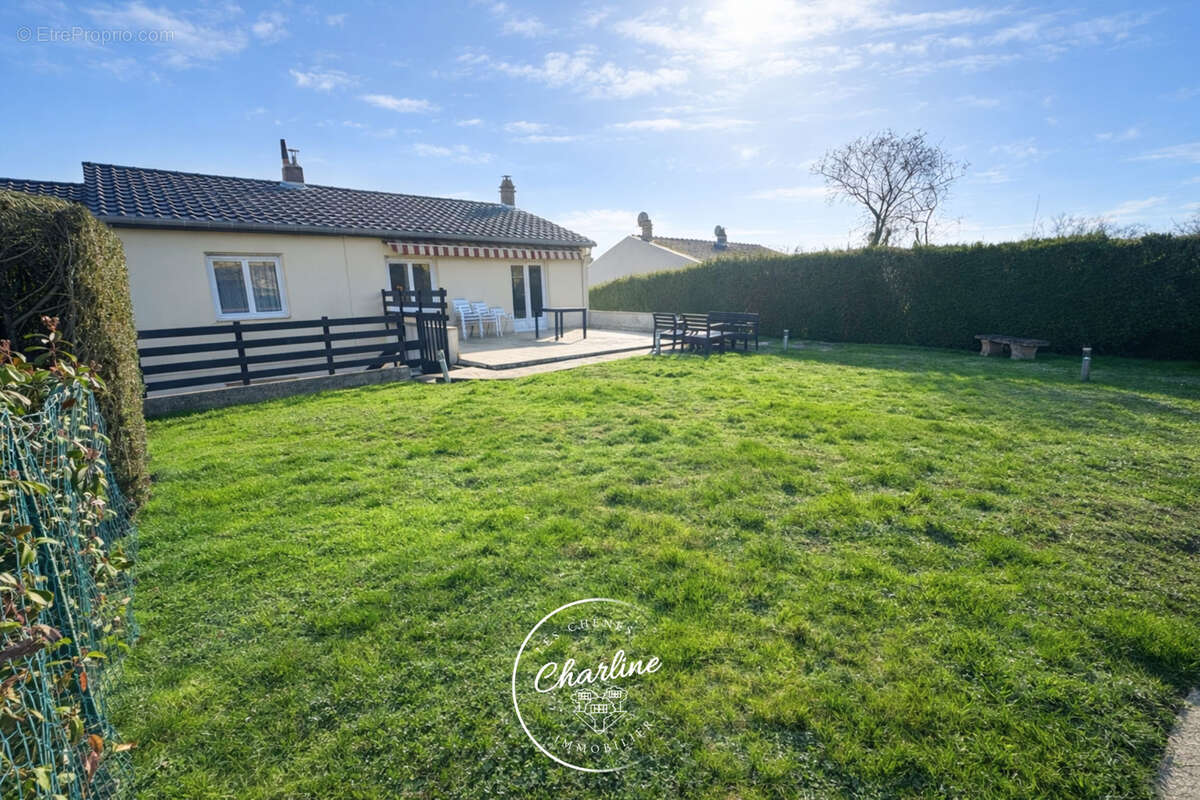 Maison à MONTOIS-LA-MONTAGNE