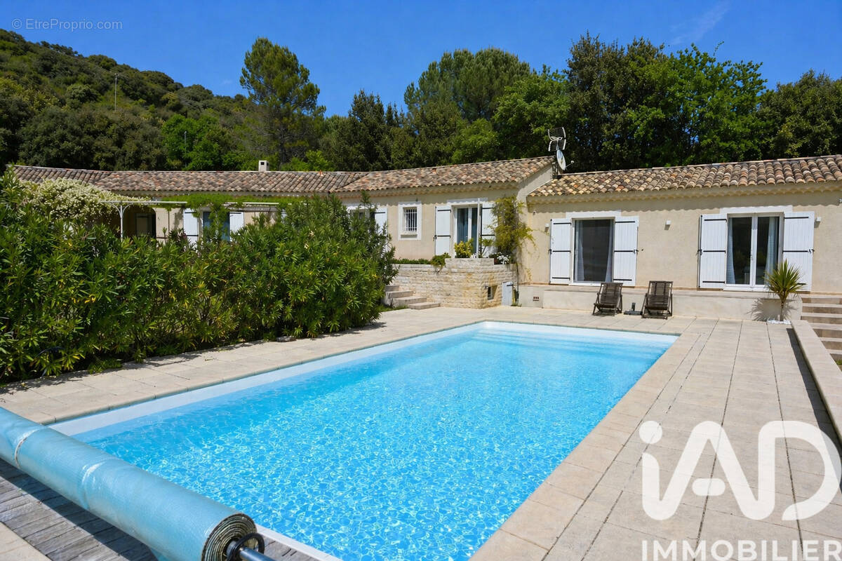 Photo 1 - Maison à LA ROQUE-SUR-CEZE