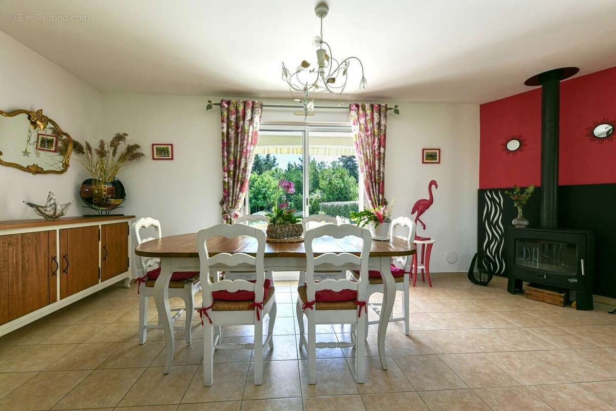Maison à UZES