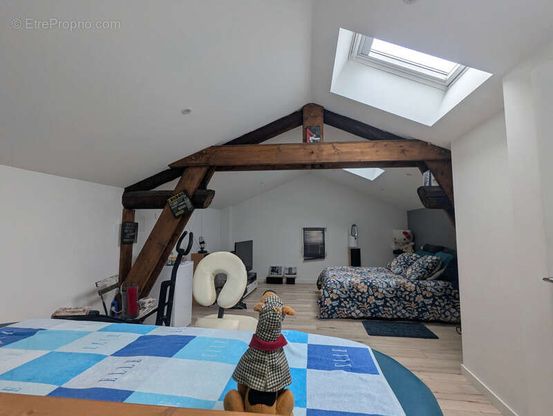 Maison à NOTRE-DAME-DE-MESAGE