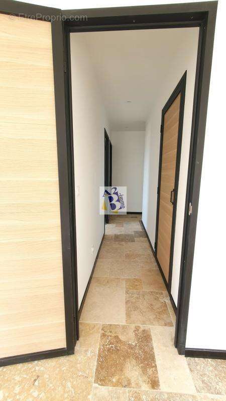 Maison à RUELLE-SUR-TOUVRE