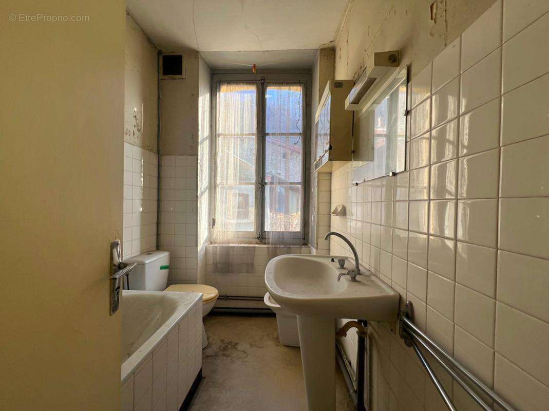 Maison à SAINT-QUENTIN-SUR-ISERE