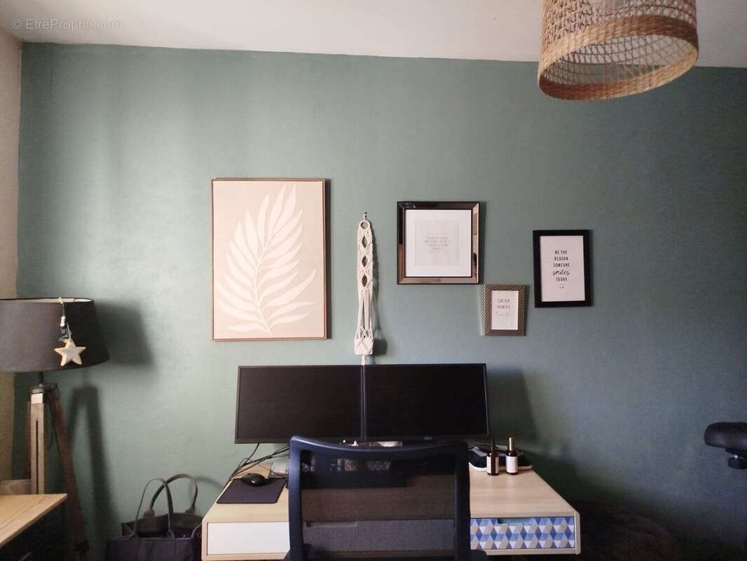 Maison 84 m² à La Salvetat-Saint-Gilles  - photo 6