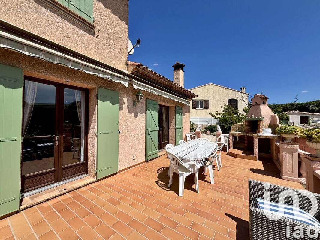 Photo 3 - Maison à SAINT-RAPHAEL