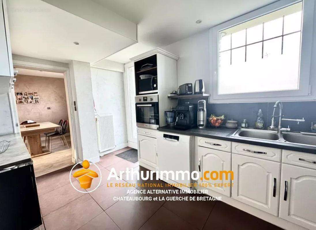 Maison à LA GUERCHE-DE-BRETAGNE