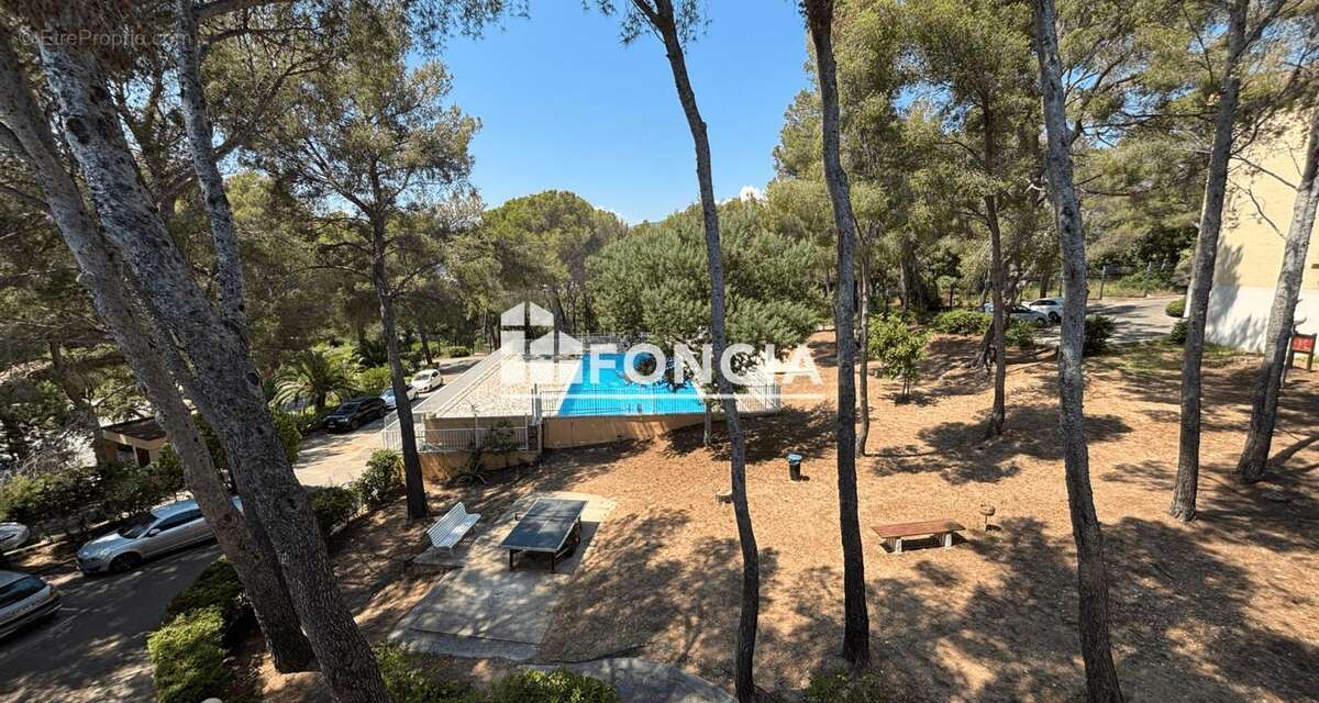 Appartement à BORMES-LES-MIMOSAS