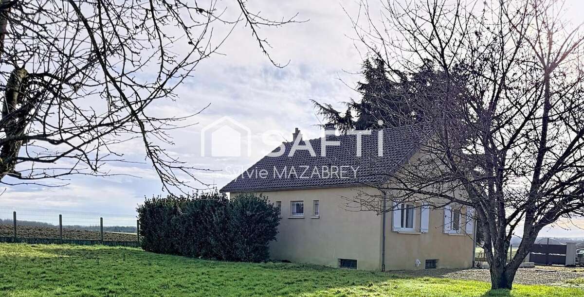 Photo 2 - Maison à MONTEREAU-FAULT-YONNE