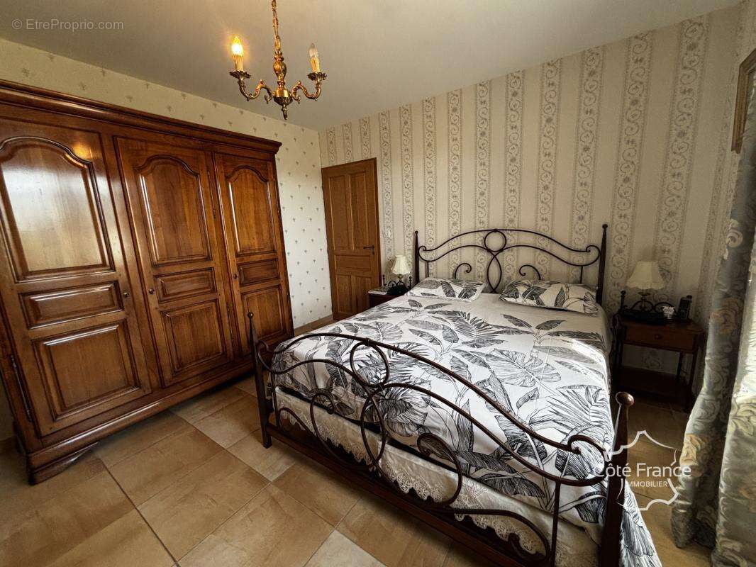 Maison à SAINT-CONSTANT