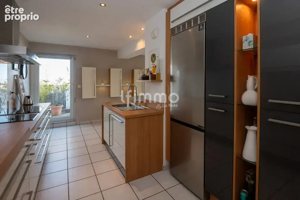 Très bel attique 149 m² env. avec terrasse 63 m², 2 parkings et - photo 6