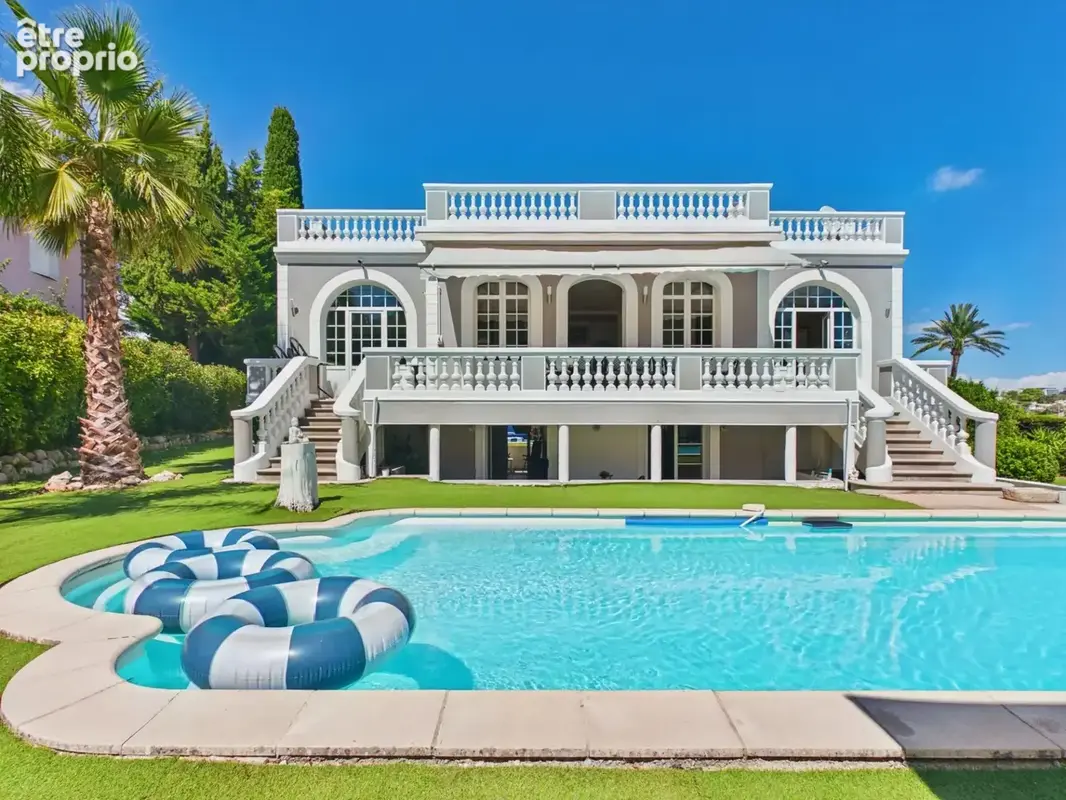 Villa avec piscine – juan-les-pins – 183 m² – terrain 1 400 m² - photo 2
