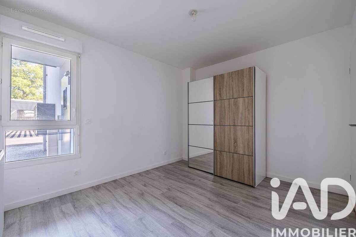 Photo 9 - Appartement à PAREMPUYRE